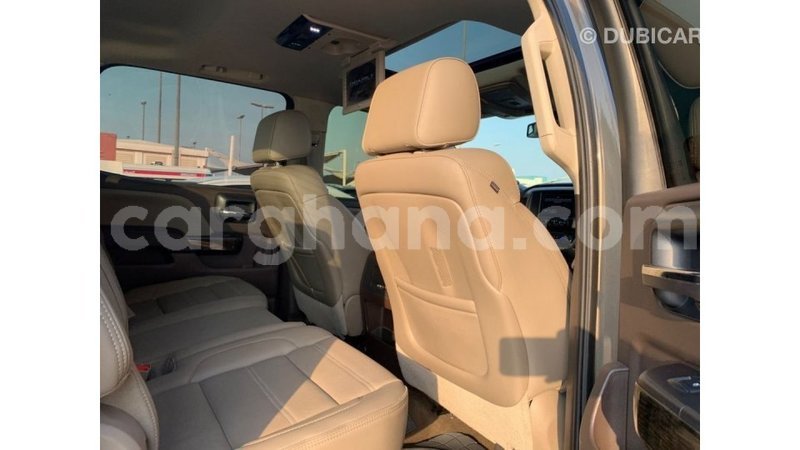 Big with watermark gmc sierra ashanti import dubai 49848