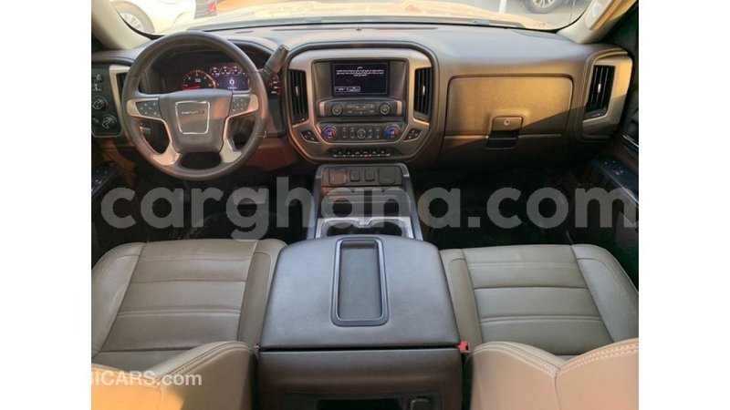 Big with watermark gmc sierra ashanti import dubai 49848