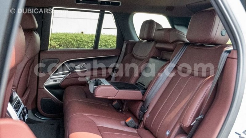 Big with watermark land rover range rover ashanti import dubai 49852