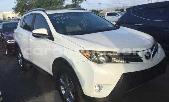 Buy Used Toyota RAV4 White Car in Accra in Greater Accra Buy Used Toyota RAV4 White Car in Accra in Greater Accra
