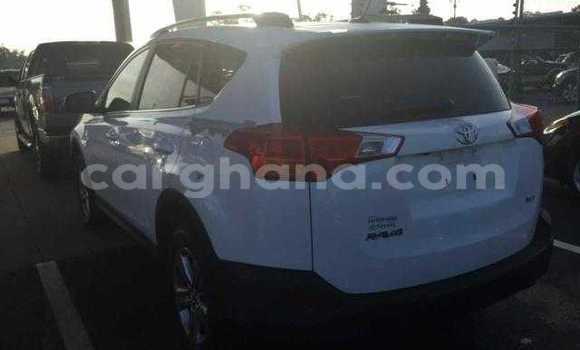 Buy Used Toyota RAV4 White Car in Accra in Greater Accra Buy Used Toyota RAV4 White Car in Accra in Greater Accra