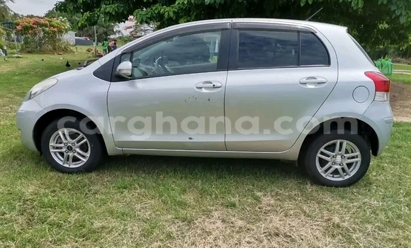Ra Àlòkù Toyota Vitz Miiran Ọkọ̀ in Accra ni Greater Accra Ra Àlòkù Toyota Vitz Miiran Ọkọ̀ in Accra ni Greater Accra