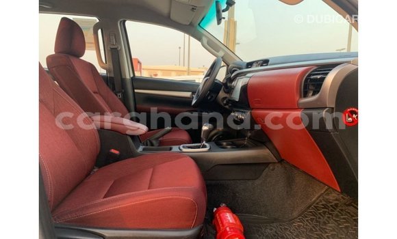 Ra Imported Toyota Hilux funfun Ọkọ̀ in Import - Dubai ni Ashanti Ra Imported Toyota Hilux funfun Ọkọ̀ in Import - Dubai ni Ashanti