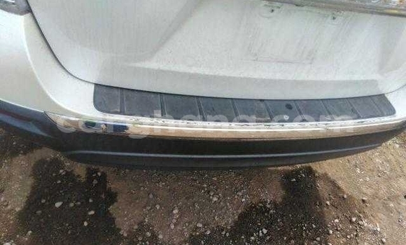 Sayi Na hannu Toyota Highlander White Mota in Accra a Greater Accra Sayi Na hannu Toyota Highlander White Mota in Accra a Greater Accra