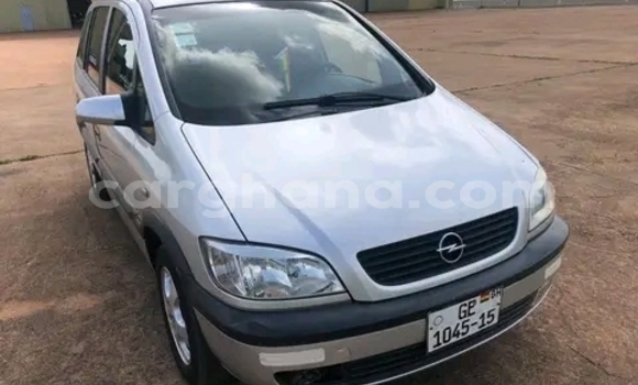 Buy Used Opel Zafira Silver Car in Accra in Greater Accra