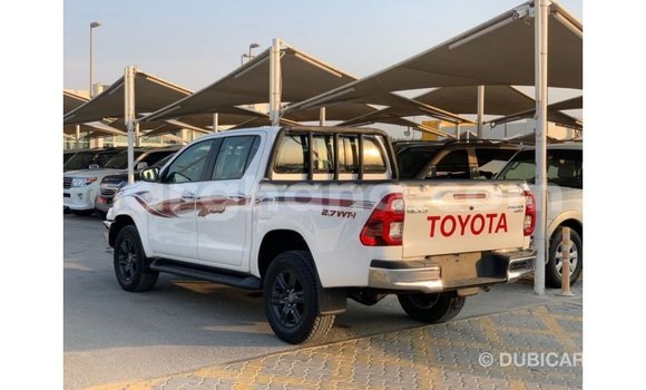 Sayi Imported Toyota Hilux White Mota in Import - Dubai a Ashanti Sayi Imported Toyota Hilux White Mota in Import - Dubai a Ashanti