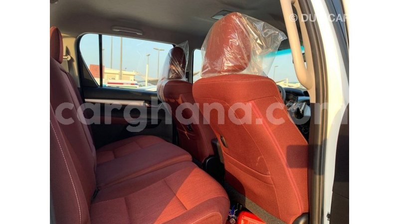 Big with watermark toyota hilux ashanti import dubai 49921