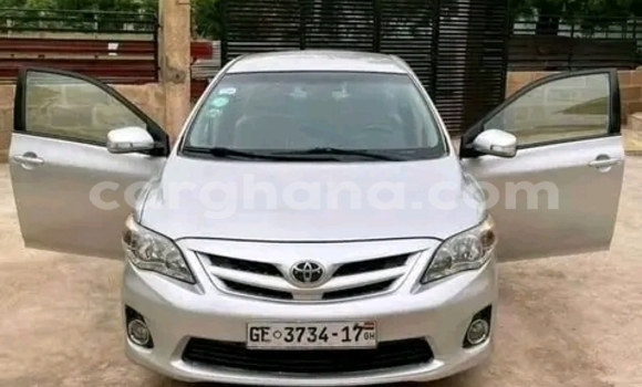 Ra Àlòkù Toyota Corolla Silver Ọkọ̀ in Accra ni Greater Accra Ra Àlòkù Toyota Corolla Silver Ọkọ̀ in Accra ni Greater Accra
