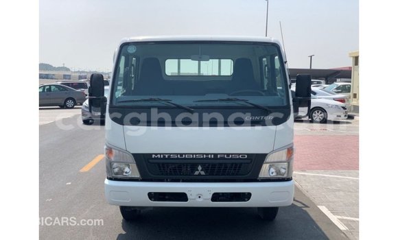 Ra Imported Mitsubishi i funfun Ọkọ̀ in Import - Dubai ni Ashanti Ra Imported Mitsubishi i funfun Ọkọ̀ in Import - Dubai ni Ashanti