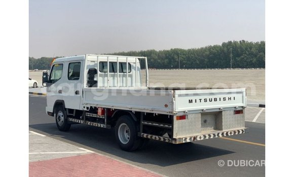 Ra Imported Mitsubishi i funfun Ọkọ̀ in Import - Dubai ni Ashanti Ra Imported Mitsubishi i funfun Ọkọ̀ in Import - Dubai ni Ashanti