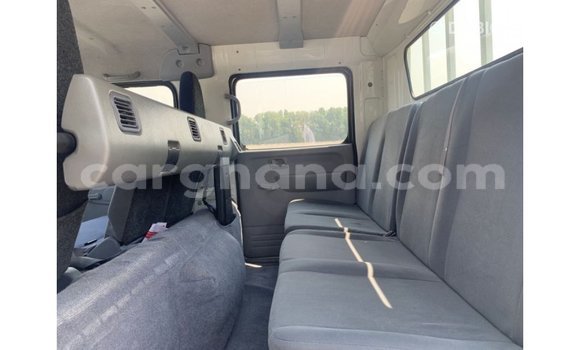 Ra Imported Mitsubishi i funfun Ọkọ̀ in Import - Dubai ni Ashanti Ra Imported Mitsubishi i funfun Ọkọ̀ in Import - Dubai ni Ashanti