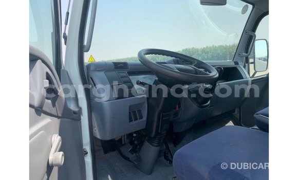 Ra Imported Mitsubishi i funfun Ọkọ̀ in Import - Dubai ni Ashanti Ra Imported Mitsubishi i funfun Ọkọ̀ in Import - Dubai ni Ashanti