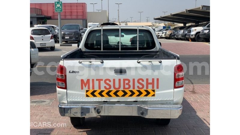 Big with watermark mitsubishi l200 ashanti import dubai 49954