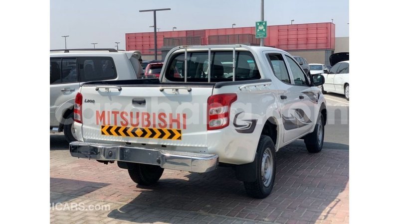 Big with watermark mitsubishi l200 ashanti import dubai 49954