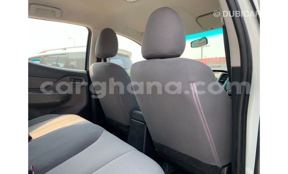 Buy Import Mitsubishi L200 White Car in Import - Dubai in Ashanti Buy Import Mitsubishi L200 White Car in Import - Dubai in Ashanti