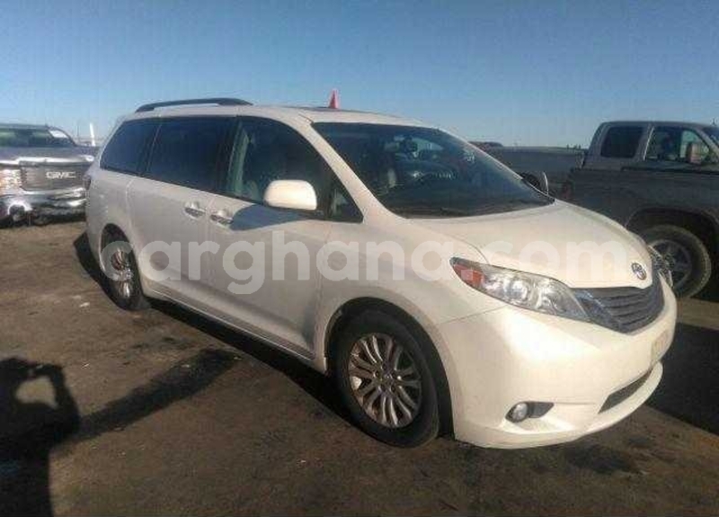 Big with watermark toyota sienna greater accra accra 49963