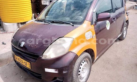 Sayi Na hannu Toyota Passo Red Mota in Accra a Greater Accra