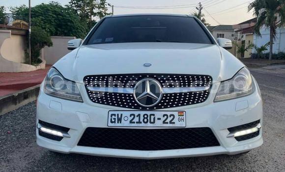 Buy Used Mercedes‒Benz C–Class White Car in Accra in Greater Accra Buy Used Mercedes‒Benz C–Class White Car in Accra in Greater Accra