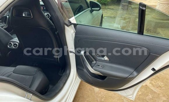 Buy Used Mercedes‒Benz CLA-klasse White Car in Accra in Greater Accra Buy Used Mercedes‒Benz CLA-klasse White Car in Accra in Greater Accra