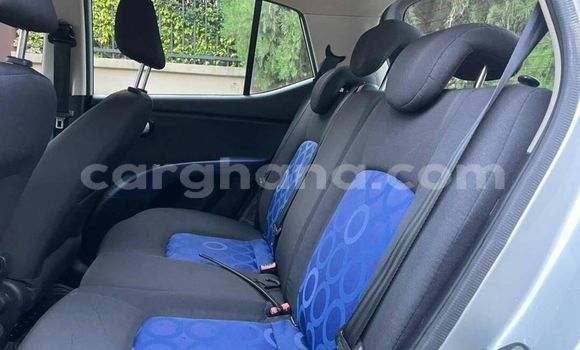 Buy Used Hyundai i10 Silver Car in Accra in Greater Accra Buy Used Hyundai i10 Silver Car in Accra in Greater Accra
