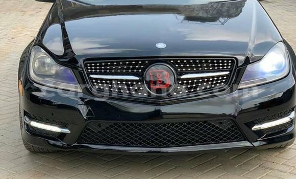 Ra Àlòkù Mercedes‒Benz CLA-klasse Black Ọkọ̀ in Accra ni Greater Accra
