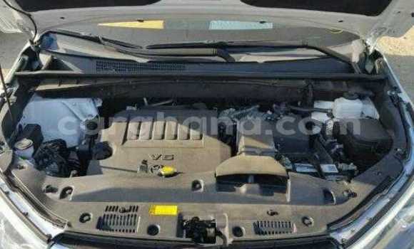 Sayi Na hannu Toyota Highlander White Mota in Accra a Greater Accra Sayi Na hannu Toyota Highlander White Mota in Accra a Greater Accra