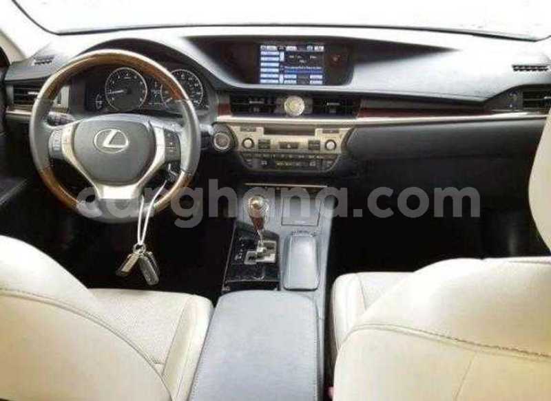 Big with watermark lexus es greater accra accra 50024