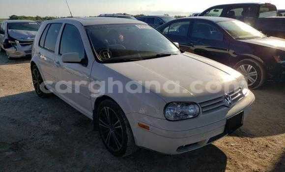 Buy Used Volkswagen Golf White Car in Accra in Greater Accra Buy Used Volkswagen Golf White Car in Accra in Greater Accra