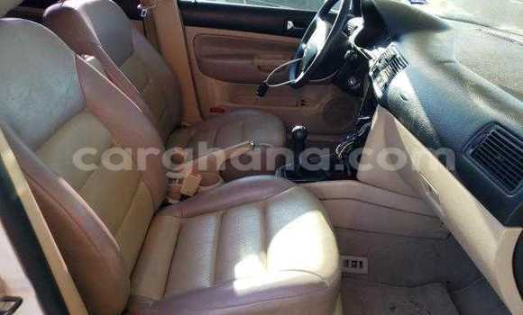 Buy Used Volkswagen Golf White Car in Accra in Greater Accra Buy Used Volkswagen Golf White Car in Accra in Greater Accra