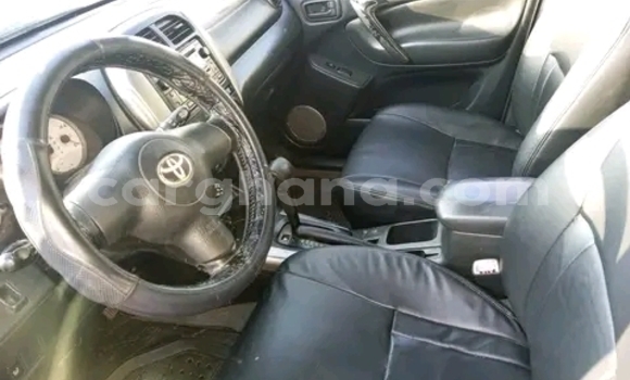 Sayi Na hannu Toyota RAV4 Azurfa Mota in Accra a Greater Accra Sayi Na hannu Toyota RAV4 Azurfa Mota in Accra a Greater Accra