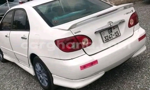 Sayi Na hannu Toyota Corolla White Mota in Accra a Greater Accra Sayi Na hannu Toyota Corolla White Mota in Accra a Greater Accra