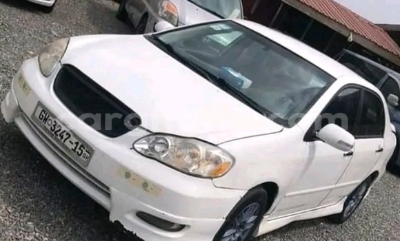 Sayi Na hannu Toyota Corolla White Mota in Accra a Greater Accra Sayi Na hannu Toyota Corolla White Mota in Accra a Greater Accra