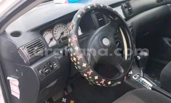 Sayi Na hannu Toyota Corolla White Mota in Accra a Greater Accra Sayi Na hannu Toyota Corolla White Mota in Accra a Greater Accra