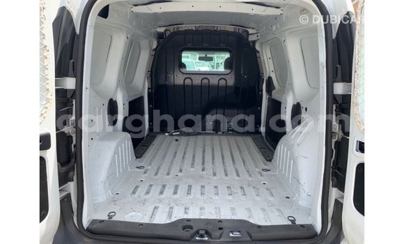 Sayi Imported Renault 19 White Mota in Import - Dubai a Ashanti Sayi Imported Renault 19 White Mota in Import - Dubai a Ashanti