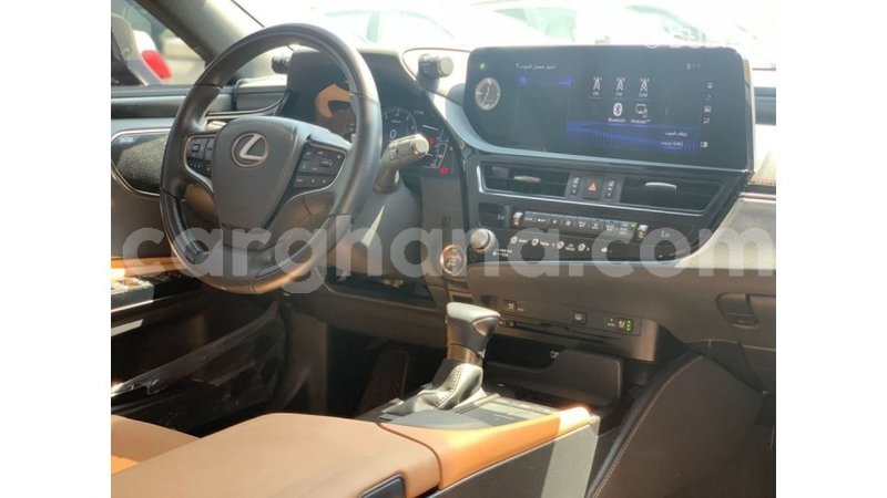 Big with watermark lexus es ashanti import dubai 50074