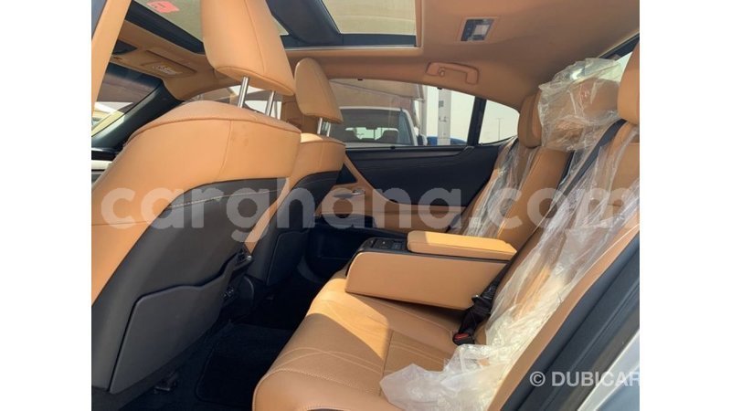 Big with watermark lexus es ashanti import dubai 50074