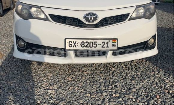 Buy Used Toyota Camry White Car in Accra in Greater Accra