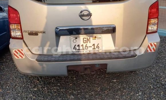 Buy Used Nissan Pathfinder Silver Car in Accra in Greater Accra Buy Used Nissan Pathfinder Silver Car in Accra in Greater Accra