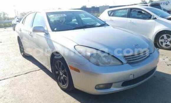 Buy Used Lexus ES 300 Silver Car in Accra in Greater Accra