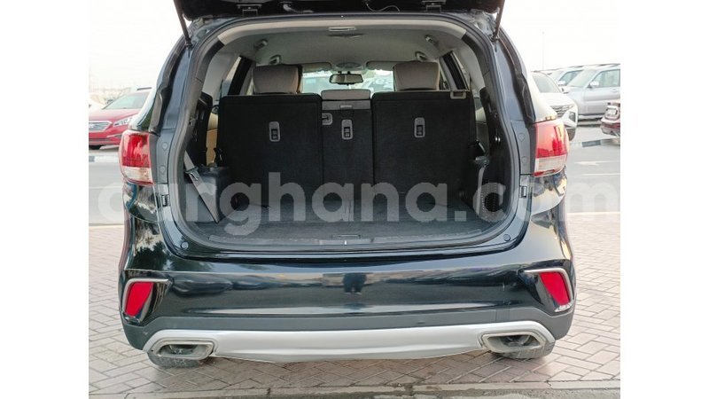 Big with watermark hyundai santa fe ashanti import dubai 50097