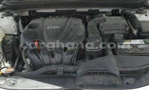 Buy Used Hyundai Sonata White Car in Accra in Greater Accra Buy Used Hyundai Sonata White Car in Accra in Greater Accra