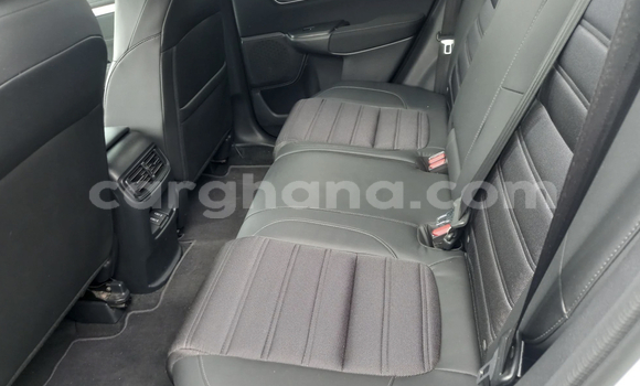 Buy Used Honda CR–V White Car in Accra in Greater Accra Buy Used Honda CR–V White Car in Accra in Greater Accra