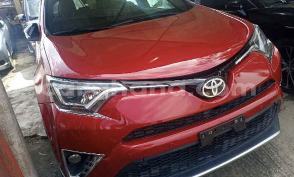 Ra Àlòkù Toyota RAV4 Red Ọkọ̀ in Accra ni Greater Accra