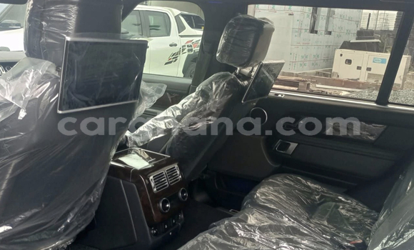 Buy Used Land Rover Range Rover Vogue White Car in Accra in Greater Accra Buy Used Land Rover Range Rover Vogue White Car in Accra in Greater Accra