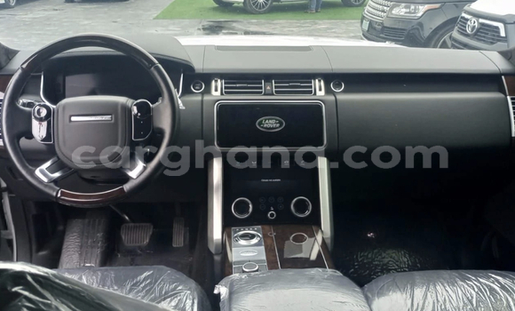 Buy Used Land Rover Range Rover Vogue White Car in Accra in Greater Accra Buy Used Land Rover Range Rover Vogue White Car in Accra in Greater Accra