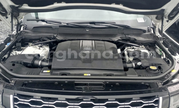 Buy Used Land Rover Range Rover Vogue White Car in Accra in Greater Accra Buy Used Land Rover Range Rover Vogue White Car in Accra in Greater Accra