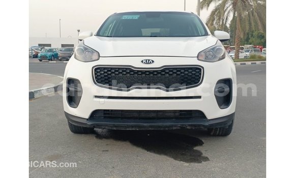 Ra Imported Kia Sportage funfun Ọkọ̀ in Import - Dubai ni Ashanti Ra Imported Kia Sportage funfun Ọkọ̀ in Import - Dubai ni Ashanti