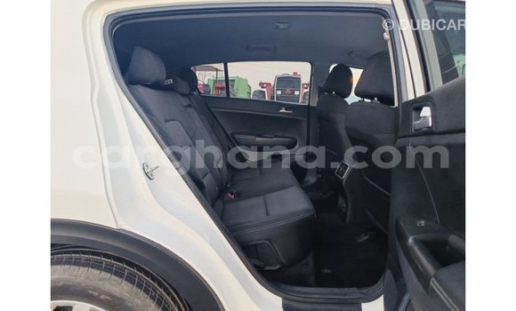 Ra Imported Kia Sportage funfun Ọkọ̀ in Import - Dubai ni Ashanti Ra Imported Kia Sportage funfun Ọkọ̀ in Import - Dubai ni Ashanti