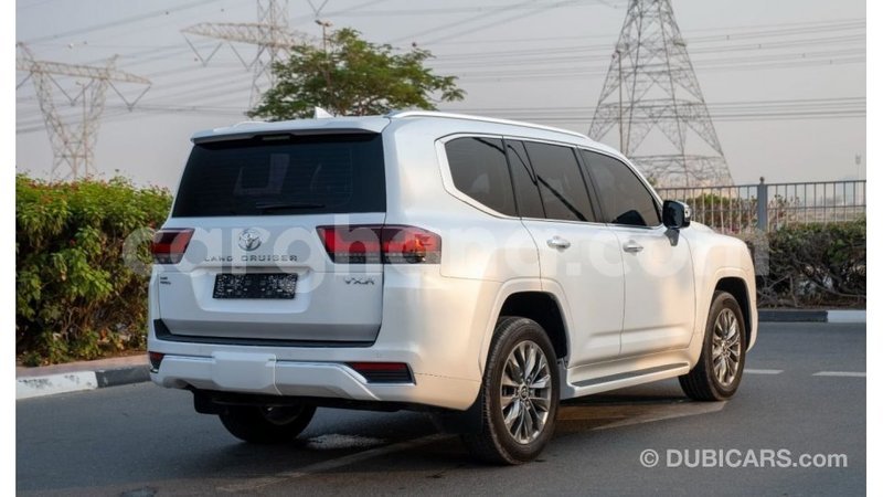 Big with watermark toyota land cruiser ashanti import dubai 50151