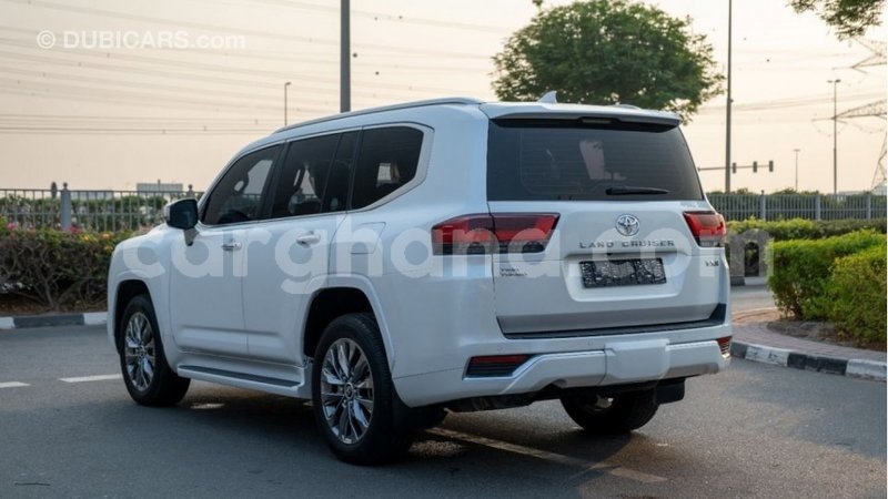 Big with watermark toyota land cruiser ashanti import dubai 50151